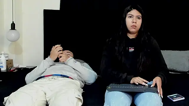 Snapshot of lissandthor13 chatting on 12/21/25, 10:28 lissandthor13 online show from 12/21/25, 10:28