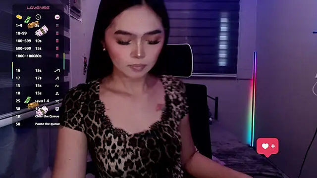 Itsme claire online show from 11/17/25, 03:32