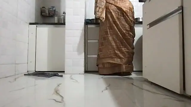 Riyasingh9 online show from 11/10/25, 04:50