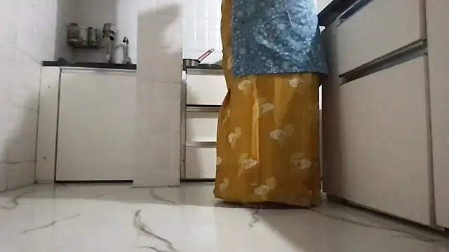 Riyasingh9 online show from 11/13/25, 03:54