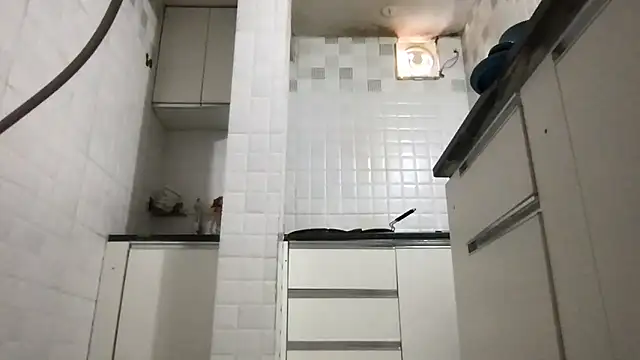 Riyasingh9 online show from 12/02/25, 04:03