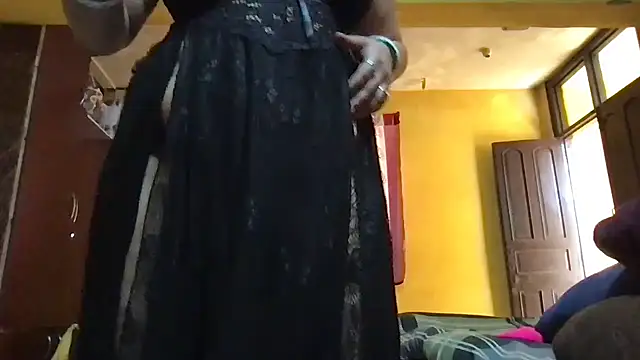 Snapshot of Riyasingh9 chatting on 04/23/26, 04:30 Riyasingh9 online show from 04/23/26, 04:30