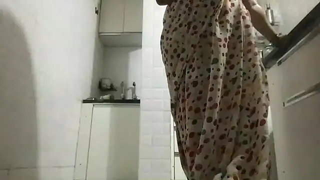 Riyasingh9 online show from 04/03/26, 02:40