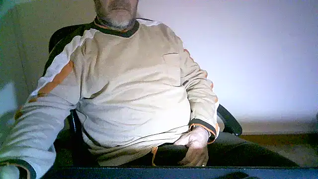 Greek Passion online show from 01/14/26, 03:48