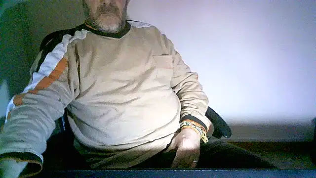 Greek Passion online show from 03/25/26, 02:05