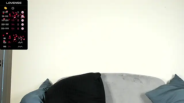 Snapshot of PoisonEvelyn chatting on 02/28/25, 10:17 PoisonEvelyn online show from 02/28/25, 10:17