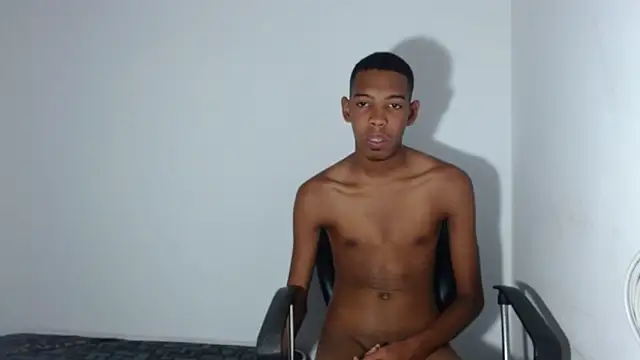 Snapshot of tonny_sexxxx chatting on 03/14/25, 11:22 tonny sexxxx online show from 03/14/25, 11:22