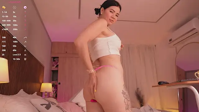 Snapshot of tatikiss_ chatting on 02/22/26, 11:56 tatikiss online show from 02/22/26, 11:56