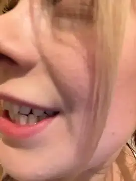 CherryAuroraa online show from 12/25/24, 10:05