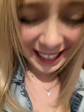 CherryAuroraa online show from 01/10/25, 03:37