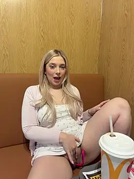 CherryAuroraa online show from 03/21/26, 01:15