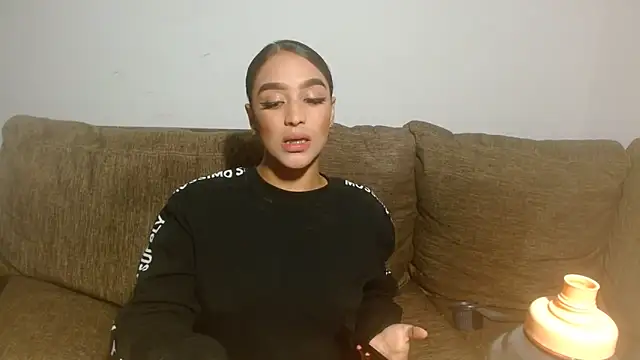 GiltRosebush online show from 02/24/26, 08:53