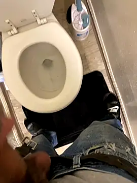 Snapshot of Nando49_ chatting on 11/20/25, 05:41 Nando49 online show from 11/20/25, 05:41