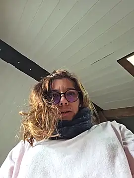 Lina lou4 online show from 02/11/26, 01:22