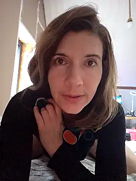 Snapshot of Lina_lou4 chatting on 09/22/25, 04:02 Lina lou4 online show from 09/22/25, 04:02