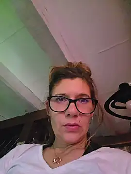 Lina lou4 online show from 07/19/26, 01:41