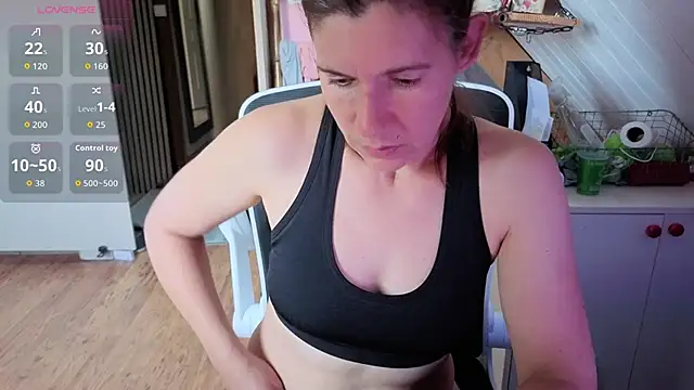 Lina lou4 online show from 06/19/26, 03:40