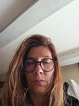 Lina lou4 online show from 03/12/26, 12:20