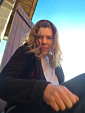 Lina lou4 online show from 03/17/26, 07:11