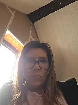 Lina lou4 online show from 03/05/26, 01:40