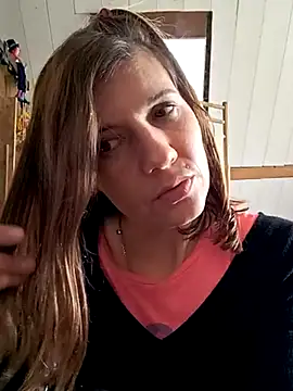 Snapshot of Lina_lou4 chatting on 03/13/25, 12:24 Lina lou4 online show from 03/13/25, 12:24