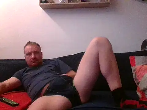 82liska online show from 02/12/26, 03:01