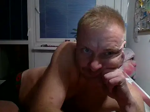 82liska online show from 10/26/25, 01:50