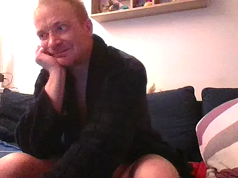 Snapshot of 82liska chatting on 05/15/26, 11:36 82liska online show from 05/15/26, 11:36