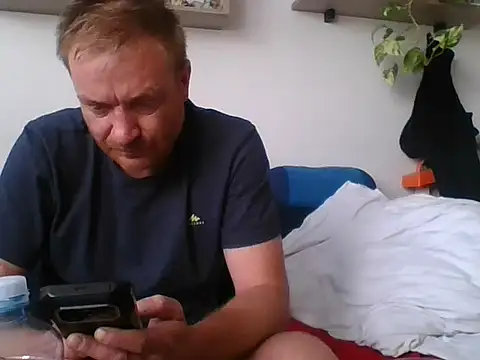 Snapshot of 82liska chatting on 05/21/26, 09:50 82liska online show from 05/21/26, 09:50
