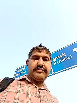 Snapshot of Amandev7 chatting on 10/17/25, 01:53 Amandev7 online show from 10/17/25, 01:53