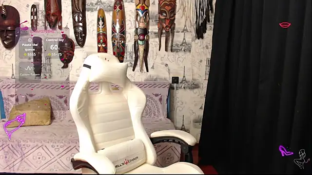 CrazyLaGirl online show from 09/17/25, 08:00