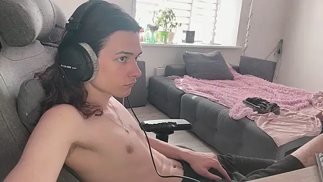 CandyChell online show from 06/12/26, 01:09