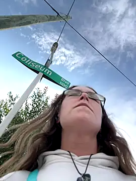 Dakota 02 online show from 09/20/25, 09:31