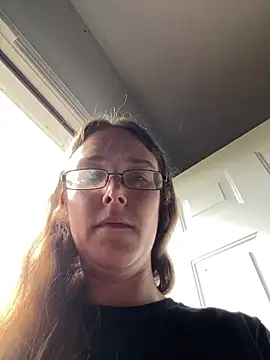 Snapshot of Dakota_02 chatting on 04/13/26, 01:59 Dakota 02 online show from 04/13/26, 01:59