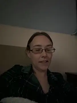 Snapshot of Dakota_02 chatting on 04/01/26, 11:01 Dakota 02 online show from 04/01/26, 11:01