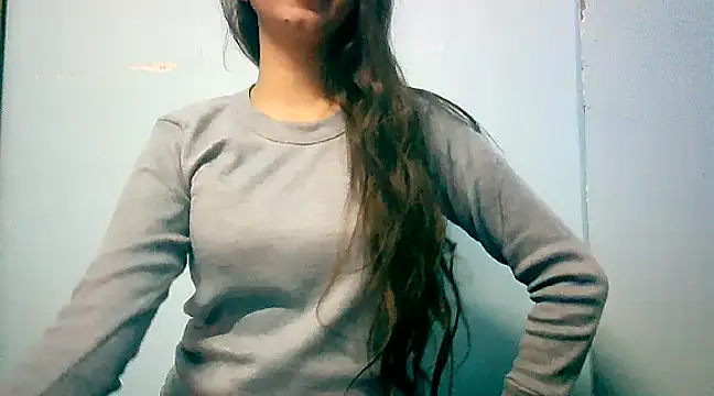 lovelydesi21 online show from 01/15/25, 03:50