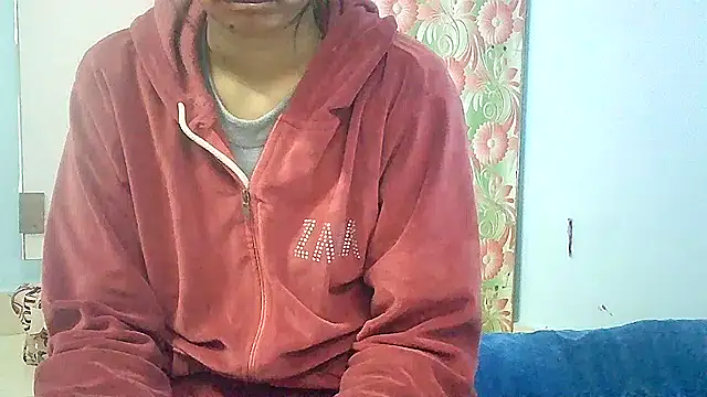 lovelydesi21 online show from 01/18/25, 08:52