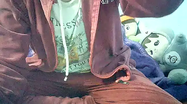 lovelydesi21 online show from 01/13/25, 04:30