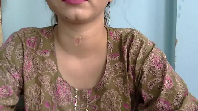 lovelydesi21 online show from 09/22/25, 07:58