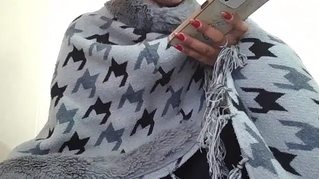 lovelydesi21 online show from 01/08/26, 06:52