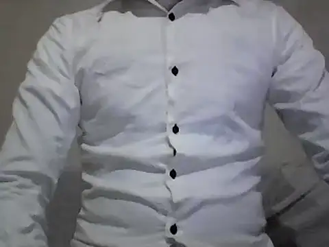 Snapshot of roccosif696 chatting on 12/19/24, 04:35 roccosif696 online show from 12/19/24, 04:35