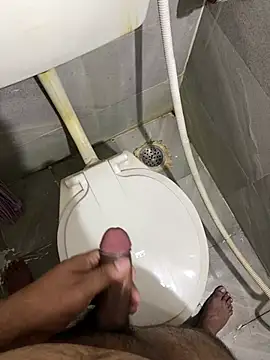 Rahuldhe22 online show from 12/30/24, 09:08