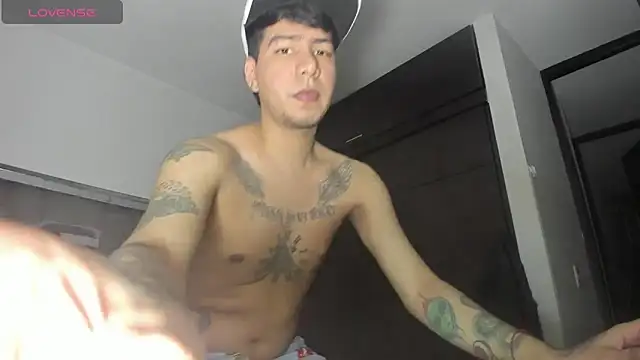 zack isaac777 online show from 11/10/25, 04:50