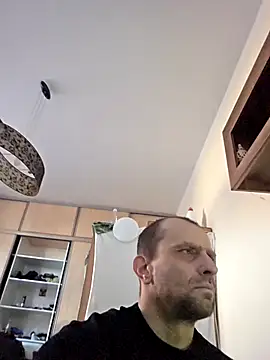 Roman0798 online show from 12/18/25, 11:36