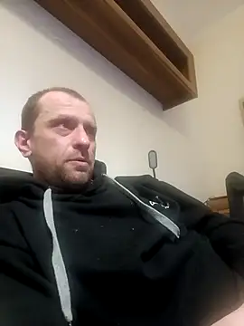 Roman0798 online show from 03/17/25, 05:38