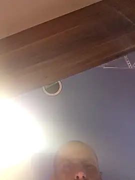 Roman0798 online show from 09/17/25, 05:42