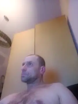 Roman0798 online show from 02/05/25, 11:17