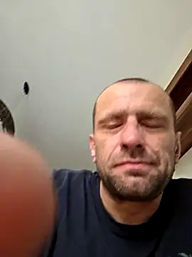 Roman0798 online show from 09/18/25, 02:20