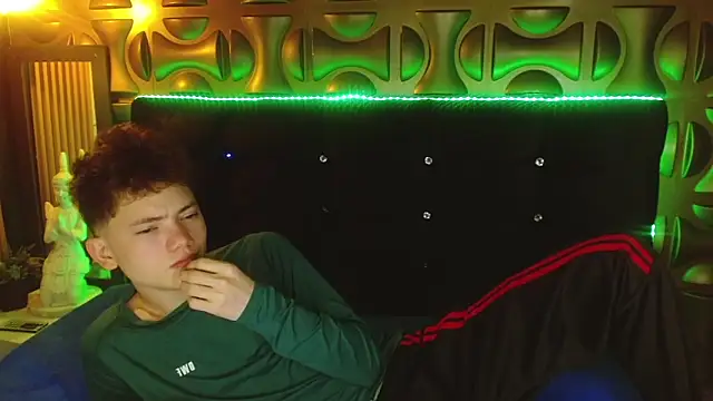 cruz dante online show from 04/11/26, 07:17