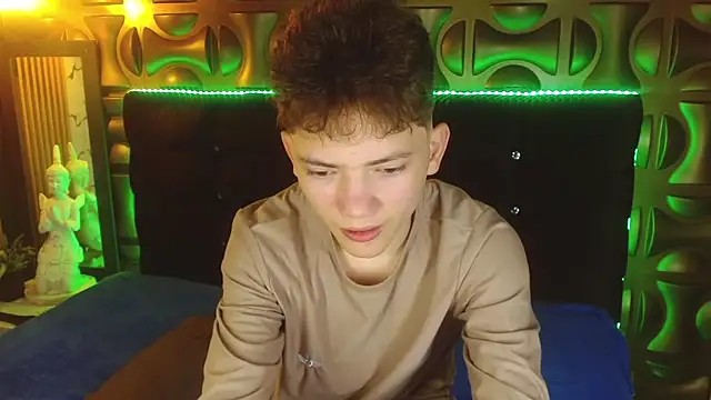 cruz dante online show from 04/09/26, 07:09